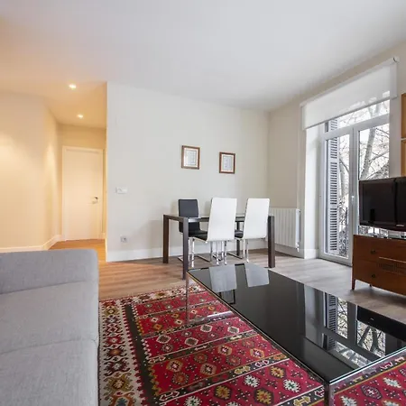 Urbieta Korner - Local Rentss *