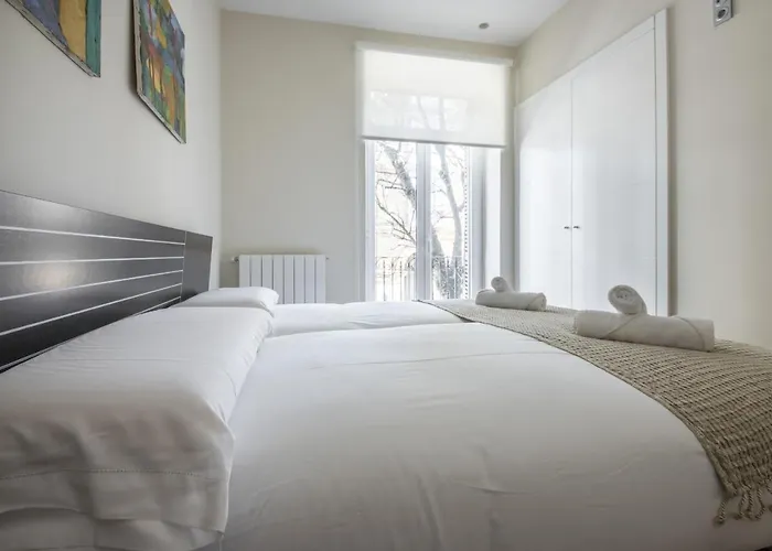 Urbieta Korner - Local Rentss * San Sebastián