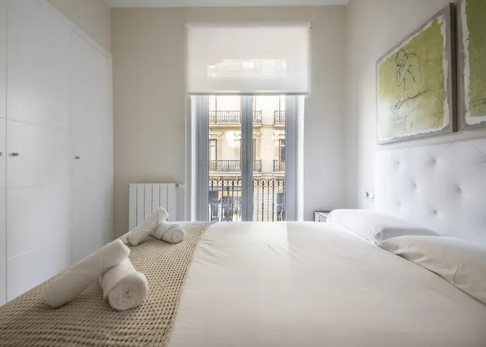 Apartmán Urbieta Korner - Local Rentss