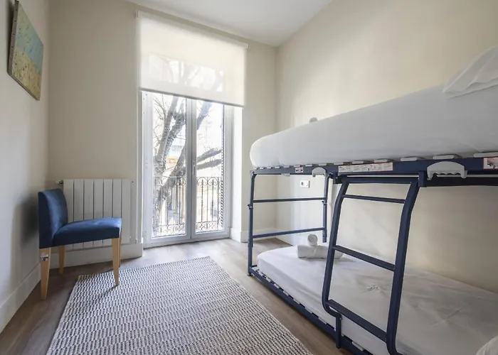 Urbieta Korner - Local Rentss Apartmán