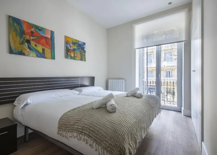 Apartmán Urbieta Korner - Local Rentss *